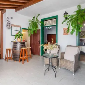  Holiday home Live Arico Casa Abuela